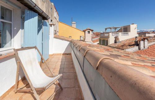 Antibes Old Town Apartamento | Logement atypique dans la rue Fourmillière
