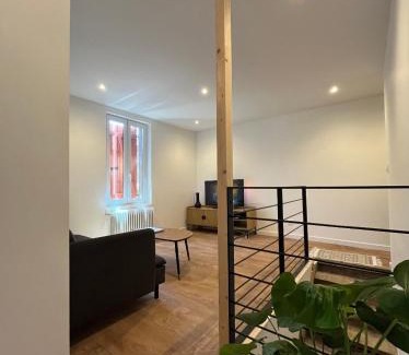 La Celle-sous-Gouzon Apartamento | Logement au cœur de la Vallée de la Dordogne
