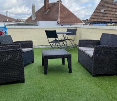 Saint-Etienne-des-Hautes-Terres Apartamento | Logement calme et spacieux avec terrasses