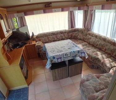 Hastiere-Lavaux Otro | logement caravane