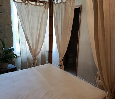 Cour-Cheverny Apartamento | Logement entier - Chambre bali - sdb - cuisine