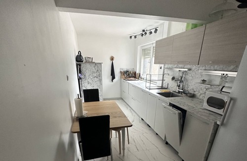 Kehl Apartamento | Logement Entier Chic en Maison
