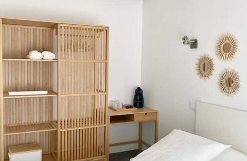 Quartier des Espesses Cama Y Desayuno | Logement Indépendant, Terrasse Privée et Piscine
