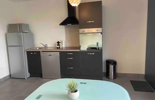 Le Puy-Sainte-Reparade Apartamento | Logement Le Puy Sainte Réparade