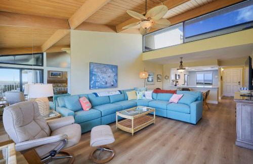 Sanibel Apartamento | Loggerhead 523 - Beachfront Residence at Loggerhead Cay with Vaulted Ceilings