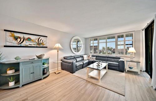 Sanibel Casa | Loggerhead Cay #324