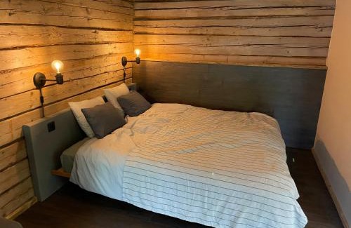 Viljandi County Apartamento | Loghouse by the lake