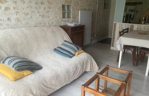 Varennes-les-Narcy Casa | Logis côté Jardin