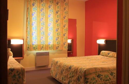 Pontorson Hotel | Logis Hôtel et Restaurant La Tour Brette