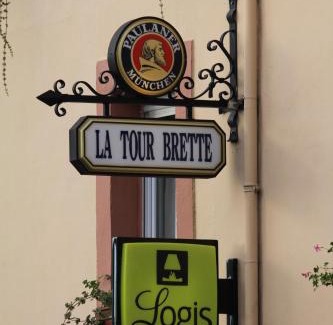 Pontorson Hotel | Logis Hôtel et Restaurant La Tour Brette