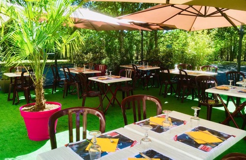 Malauzat Hotel | LOGIS Hôtel Le Moulin Des Gardelles