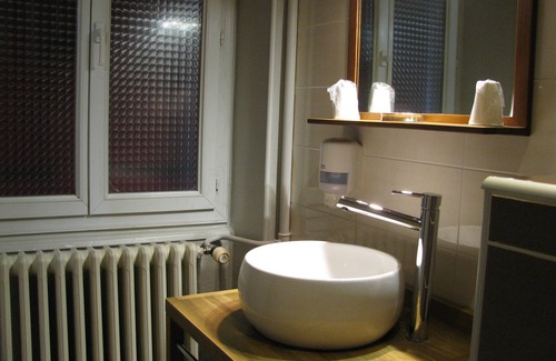 Argenton-sur-Creuse Hotel | Logis Hotel Le Cheval Noir