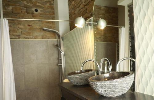 Leran Cama Y Desayuno | Logis Hotel Nature Cathare