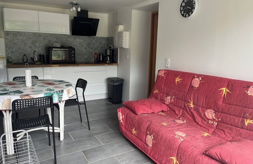 Arles-sur-Tech Apartamento | Logis Sol Levante with swimming pool (4 pers max)