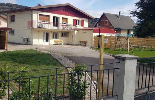 Granges-Aumontzey Apartamento | Logis with spa 10min from Gerardmer!