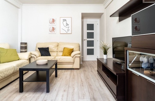 Delicias Apartamento | LOIRA VIÑAZA: Moderno y funcional piso de 4 hab.