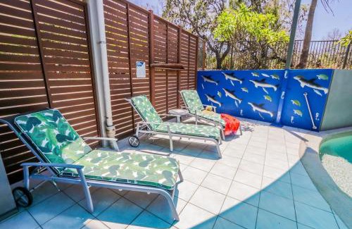 Agnes Water Apartamento | Loka Santi Penthouse 14 - Luxury Beachfront Escape with Sea View, Heated Pool, Steps from Main Beach