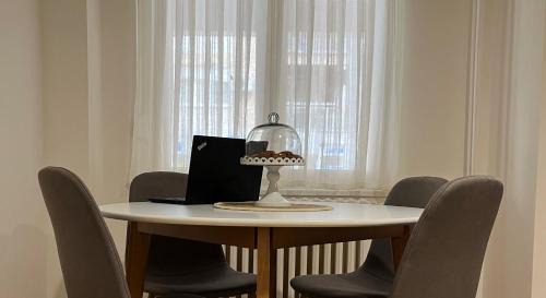 Vrsac Apartamento | Loko