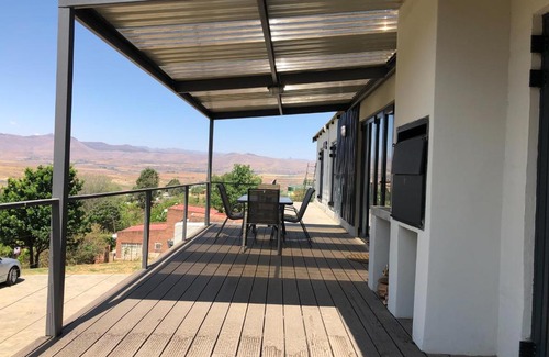 Clarens Casa | Lola's Self Catering Accommodation