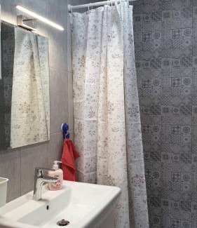 Primorski Villa | Lola seaview guest house. Уютный Домик в Варне