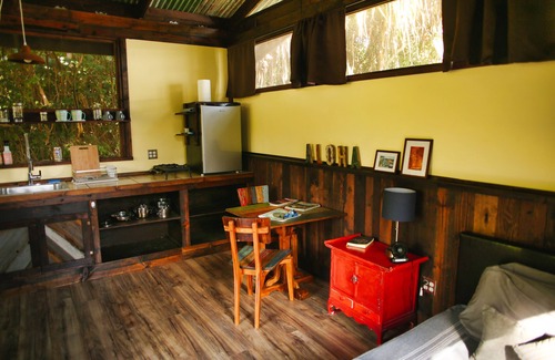 Waa Waa Casa | Loloma Jungle Cottage near Ocean