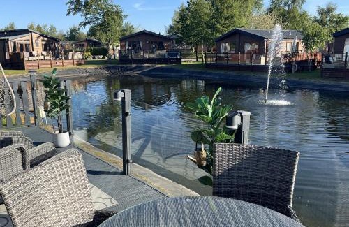 South Lakeland Leisure Village Casa | Loluke Lodge on The Lake