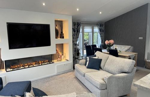 South Lakeland Leisure Village Casa | Loluke Lodge on The Lake