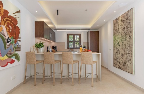 Marbella Chalet De Esquí | Lomas Townhouse – Fine Living