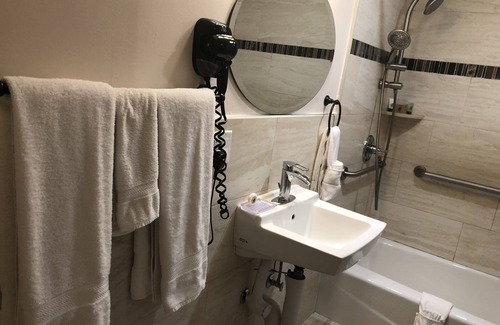 Cow Hollow Hotel | Lombard Plaza Motel