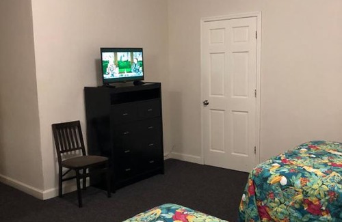 Mid Beach Hotel | Lombardy Inn Hotel