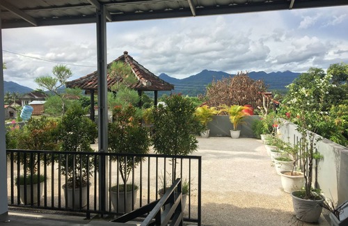 Mataram Casa | Lombok 3 bedroom tropical house with terrace. Beautiful mountain views.