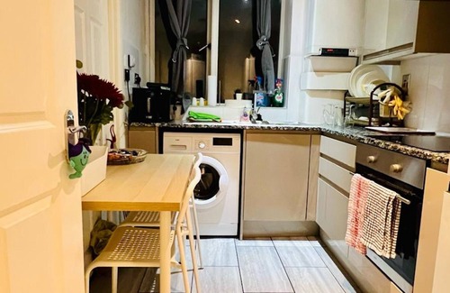 Shadwell Cama Y Desayuno | London Bridge: Private Rooftop Terrace 3BR-7Guests