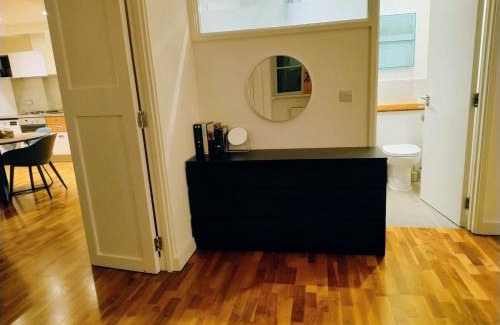 Hoxton Apartamento | London City Old St Metro Luxury 1 bed Free Parking Library Conversion