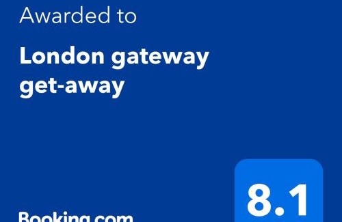 London Borough of Hounslow Casa | London gateway get-away