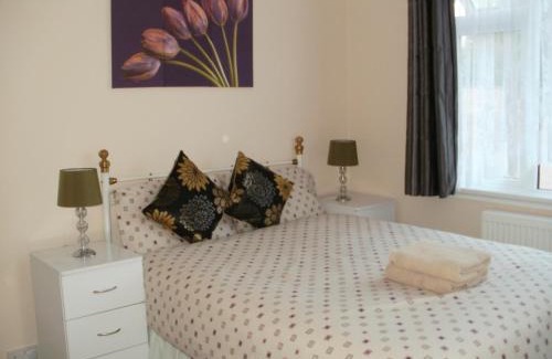 George Green Casa | London Heathrow Guesthouse