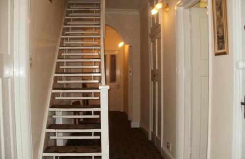 George Green Casa | London Heathrow Guesthouse