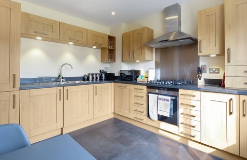 Stanwell Apartamento | London Heathrow Living Holywell Serviced House D - 3 bedrooms