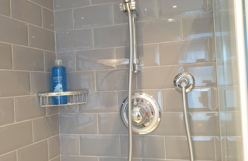 Southgate Apartamento | London Luxury 2 Bedroom with Sofas with Lounge AC, Garden Free Parking near Tube