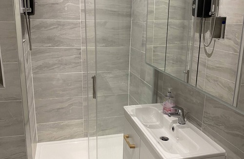 Alvaston Apartamento | London Road 2 bedrooms Flat free Wi-Fi, parking, washing machine