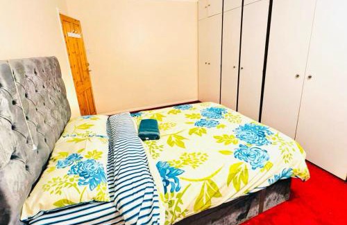 Brooklands Casa | London Serviced Accommodation - Access Elizabeth line
