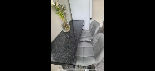 Thamesmead Casa | London - Sleeps 4 - Parking - Garden - PetFriendly