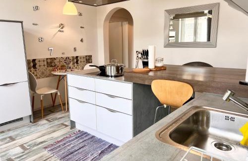 Altendorf Apartamento | London Suite für 4 mit Küche und WIFI
