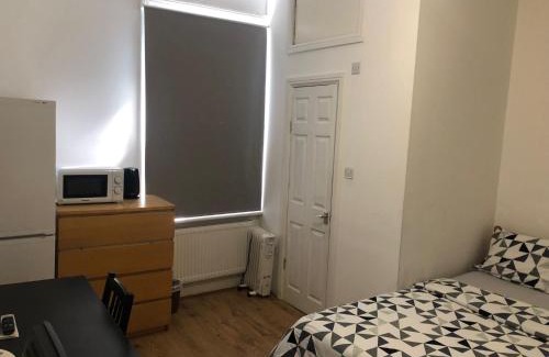 West Ealing Casa | London x DM Weekly x Monthly Discounts x W13
