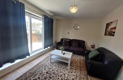 Hackney Wick Casa | London Zone 2, Spacious 3 Bedroom House