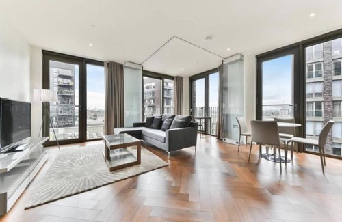 Churchill Apartamento | Londwell - Stunning Designer Penthouse, US Embassy