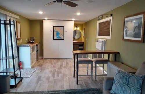 Chippewa Falls Cabina | Lone Birch Cabin on Lake Wissota