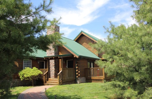 Lee's Summit Cabina | Lone Jack Cabin - Suite Studio