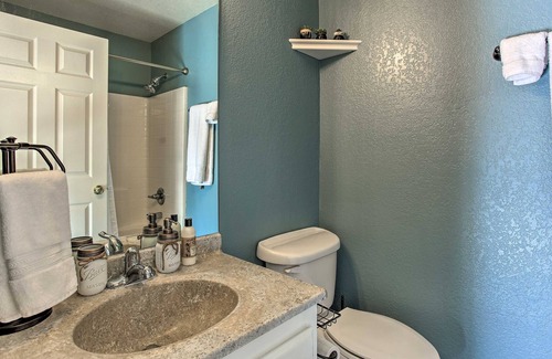 Twentynine Palms Casa | Lone Palm - Hot Tub, Bbq And Quick Drive To Jtnp Entrance And Dt 2 Bedroom Home by Redawning