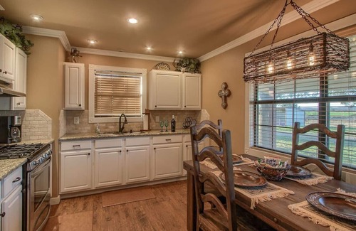 Fredericksburg Cabina | Lone Star Cabin No. 1 ~ Texas Hill Country