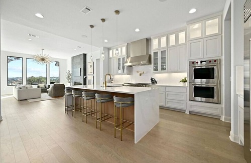 Leander Casa | Lone Star Luxe - Pool/Hot tub/Theater/Gameroom